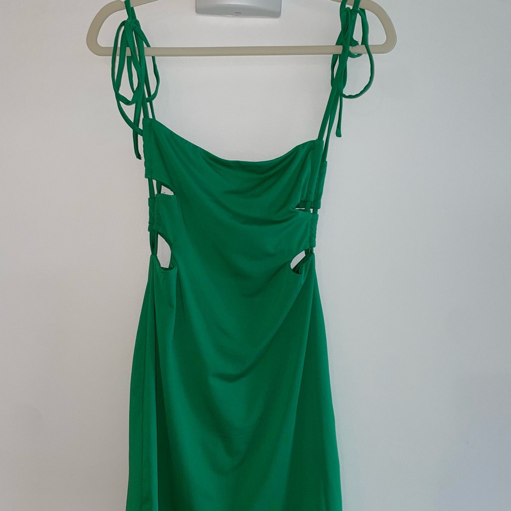 Priencess Polly cut out side green dress